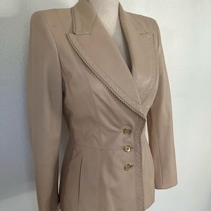 ESCADA Lamb Leather scalloped blazer jacket